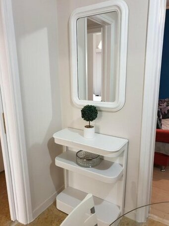 Amazing Athens Downtown Apartment - Photo4