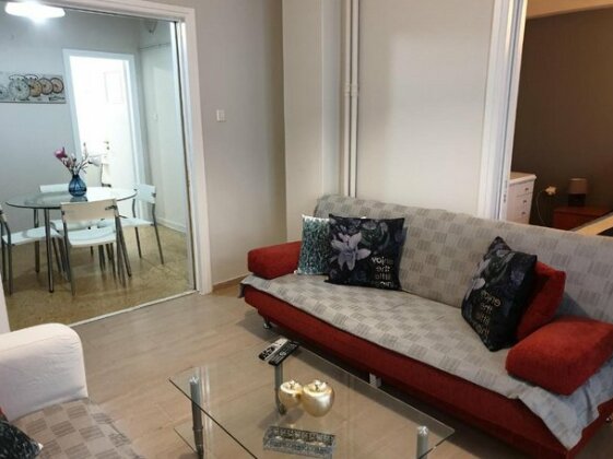 Amazing Athens Downtown Apartment - Photo5