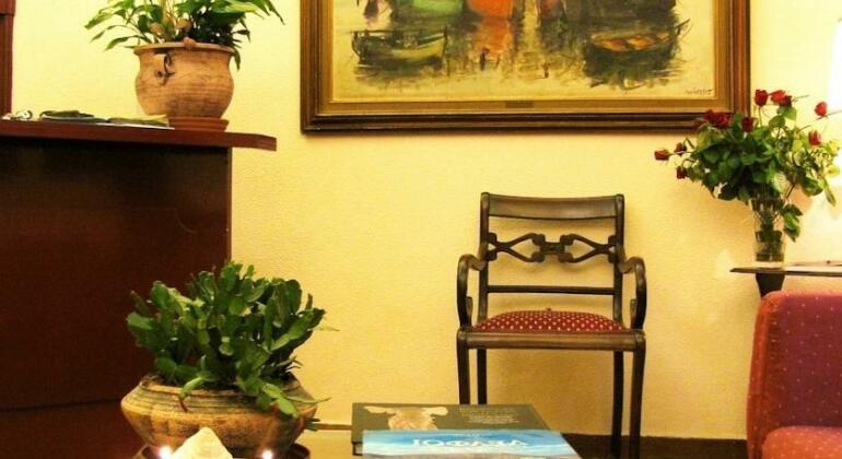 Art Gallery Hotel Athens - Photo2