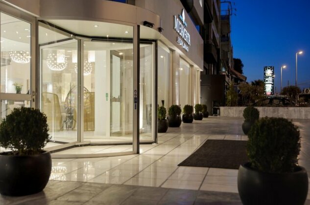 Athenaeum Grand Hotel - Photo3