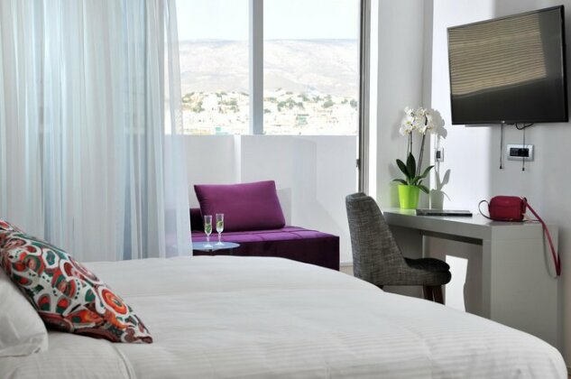 Athenaeum Grand Hotel - Photo4