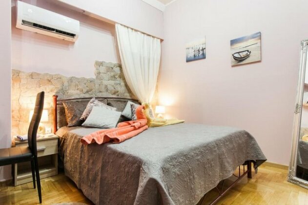 Athens cozy rooms walk to Acropolis - Photo4