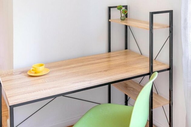 Athens Hive - Photo2