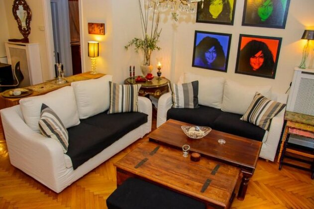 Athens Unique Metro Station Apartment - Photo2