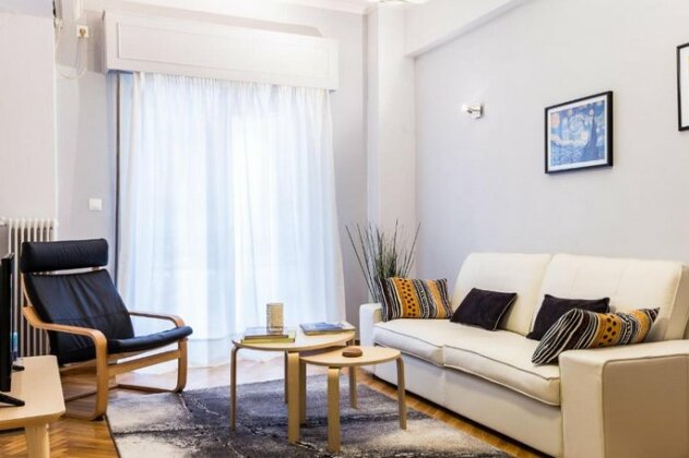 Brand new apartment with one bedroom next to Metro - Photo2
