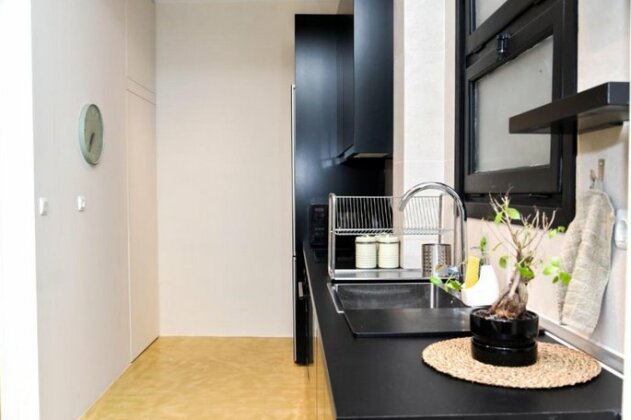Brand-new Modern Flat in Central Athens - Photo4