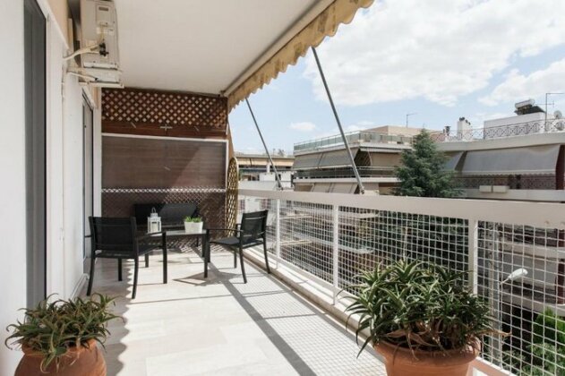 Bright 1BD Apartment with balcony in Chalandri by UPSTREET