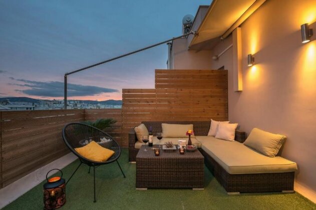 Couple's Athens Penthouse-Outstanding Balcony