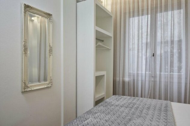 Cozy and Bright 2BD Apartment in Kolonaki - Photo4