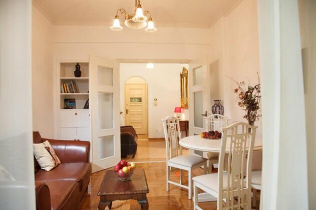 Cozy Apartment With a Vintage Touch in Kolonaki Area - Photo3