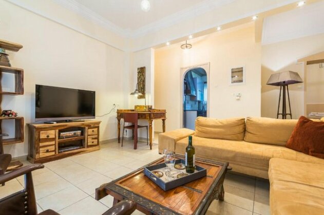 Family House next to Acropolis - Photo2