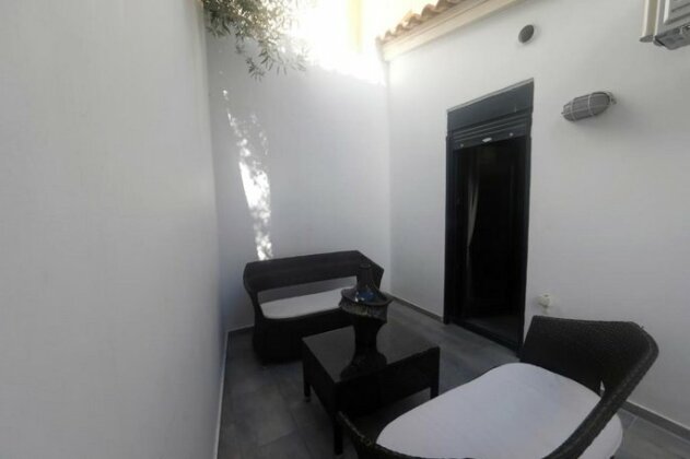 Gazi Boutique Apartment 2 - Photo3