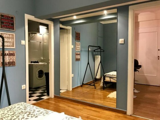 Kolonaki cozy apartment 5' to Square - Photo3