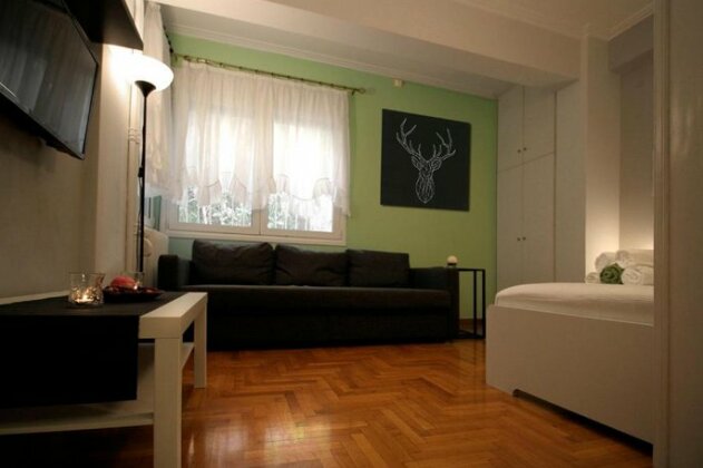Luxury flat in Kolonaki 3' Metro - Photo5
