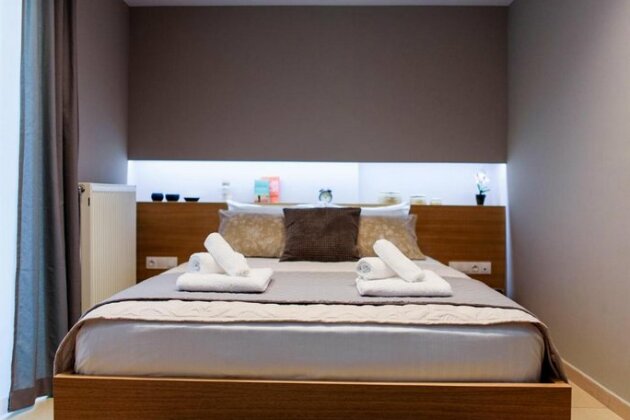 M&D Luxury Suites in central Athens - Photo4