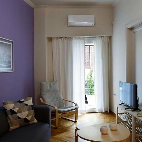 Modern apartment for 4 persons in the heart of Athens - Photo2