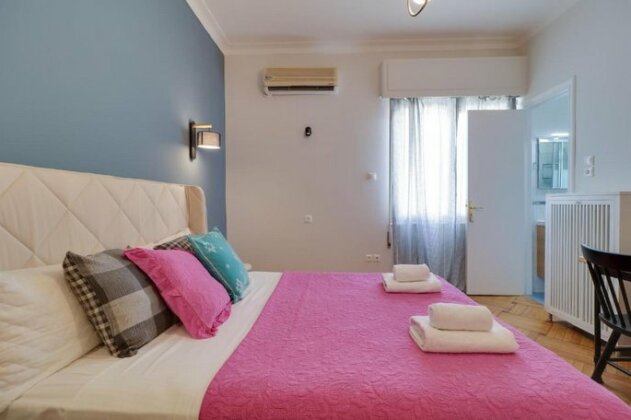 Parliament Syntagma Apartment by Living-Space - Photo4