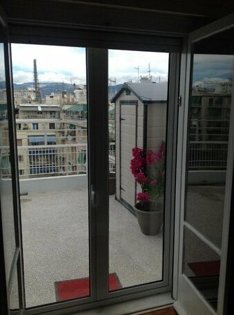 Penthouse apartment in the center of Athens