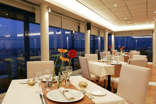 Poseidon Hotel Athens - Photo2