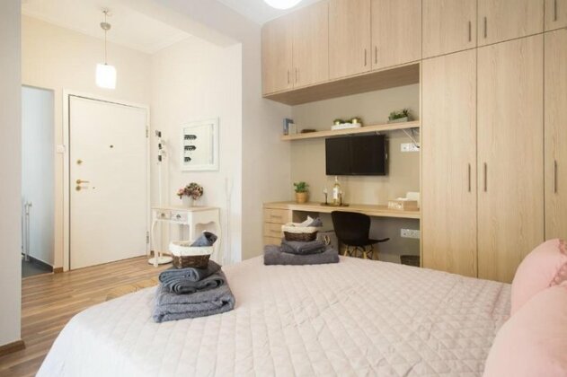 Premium double studio flat in the heart of Athens - Photo3