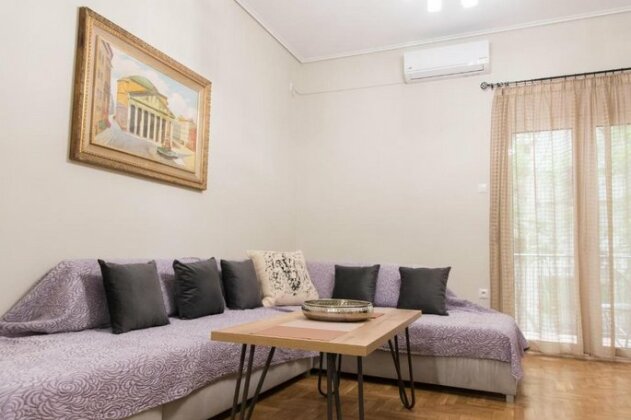Quality Home in Athens - Photo2