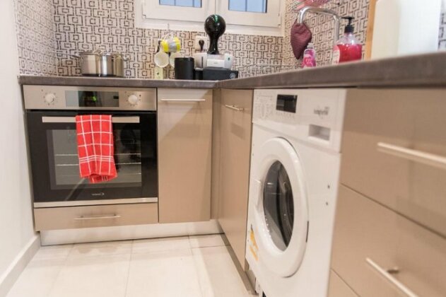Quality Home in Athens - Photo4