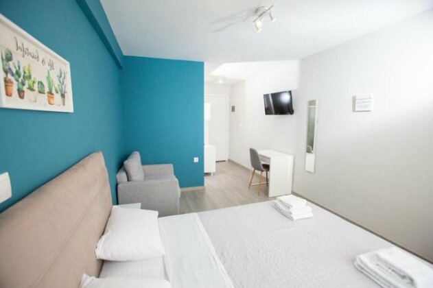 Raise Boutique Rooms in the Center of Athens - Photo4