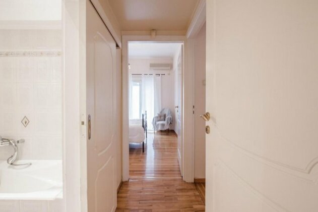 Retro Apartment at Trendy Exarcheia - Photo5