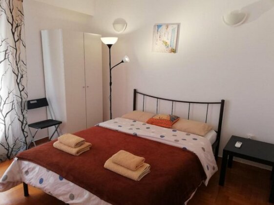 Sfiggos 54 Guest House - Photo3