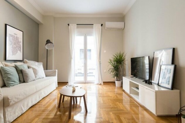 Sleek Flat in Central Syntagma by UPSTREET - Photo2