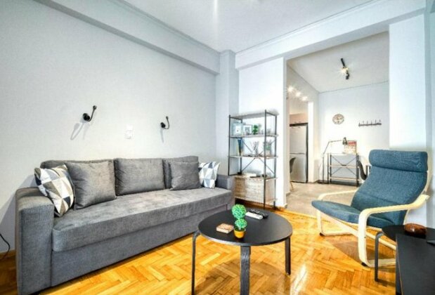 Sotiris' Central Appartment - Photo2