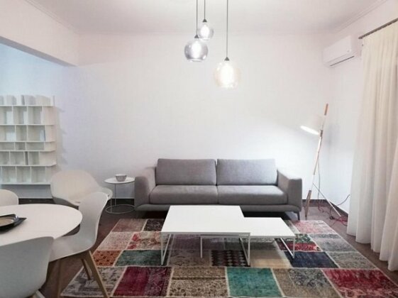 Stylish 2 bedroom apartment Athens - Photo2