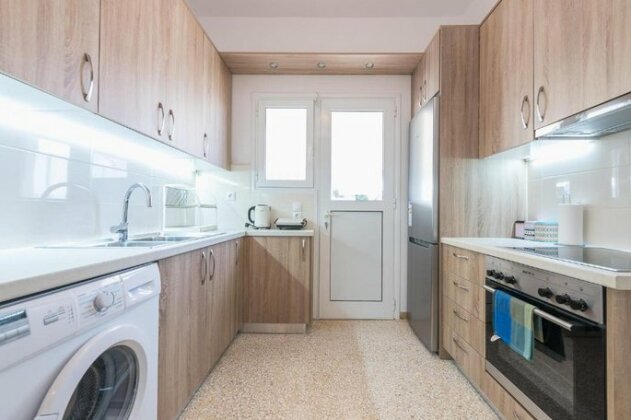 Stylish Athenian Flat - Photo3