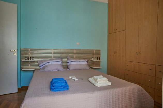 Two rooms + private bath+terrace-Top Acropolis Location - Photo4