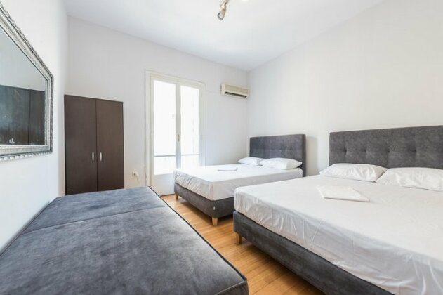 Victoria Majesty Apartments - Photo2