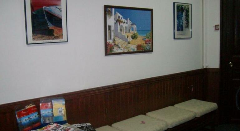 Zorbas Hostel - Photo3