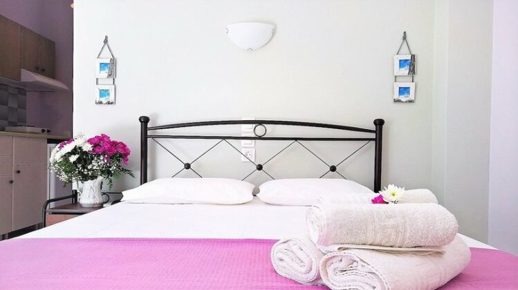 Aloni Studios and Apartments - Photo4