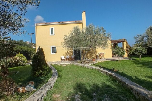 Ampelos Land - Photo2