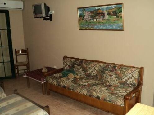 Anastasis Apartments - Photo4