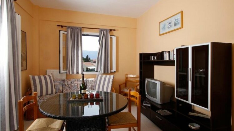 Anthi's Beach Apartments - Photo4