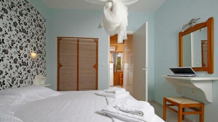 Anthi's Beach Apartments - Photo5