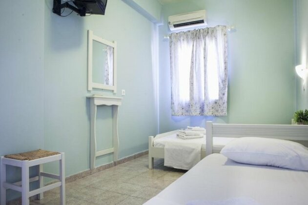 Aspasia - Photo3