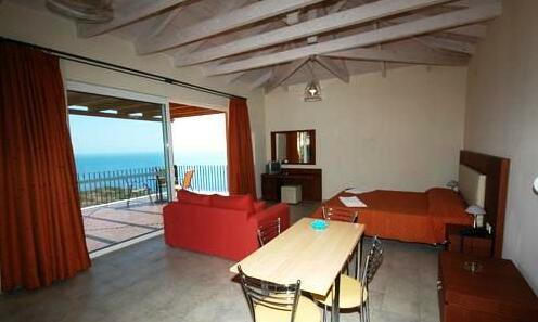 Asteris Hotel - Photo2