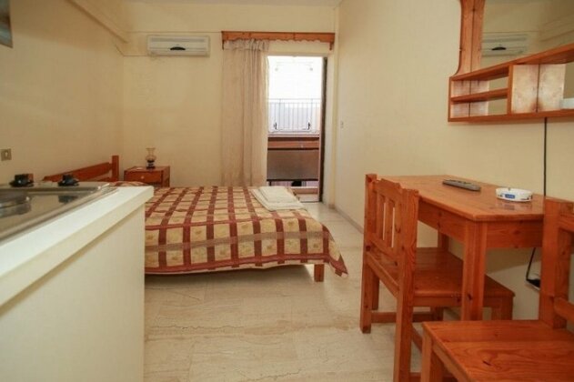 Astir Rooms - Photo3