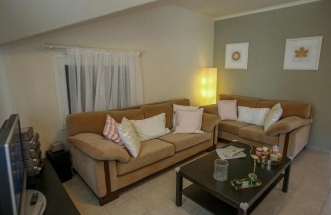Attic Retreat - Photo5