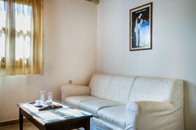 Authentic Suites in Fiscardo - Photo5