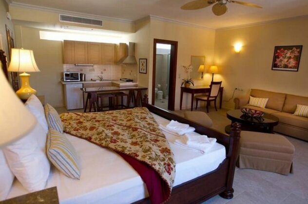 Balhambra Suites - Adults Only - Photo4