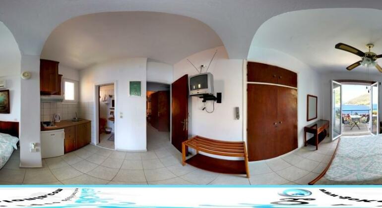 Ballas Apartments - Photo3
