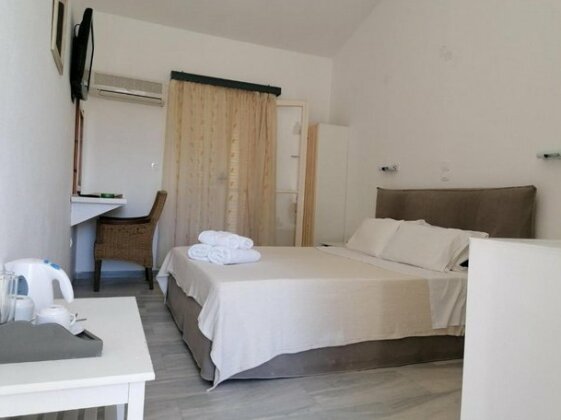 Blue Horizon Hotel Svoronata - Photo4