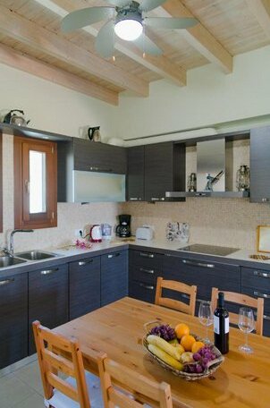 BRAND NEW Agrilias Sea and Sunset View House - Photo4